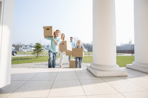 Local removal company support for homes and flats in South Wimbledon